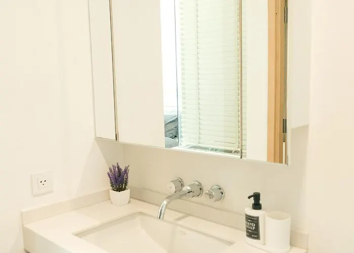 Spacious 2br - 5 Min Bts Thonglor *