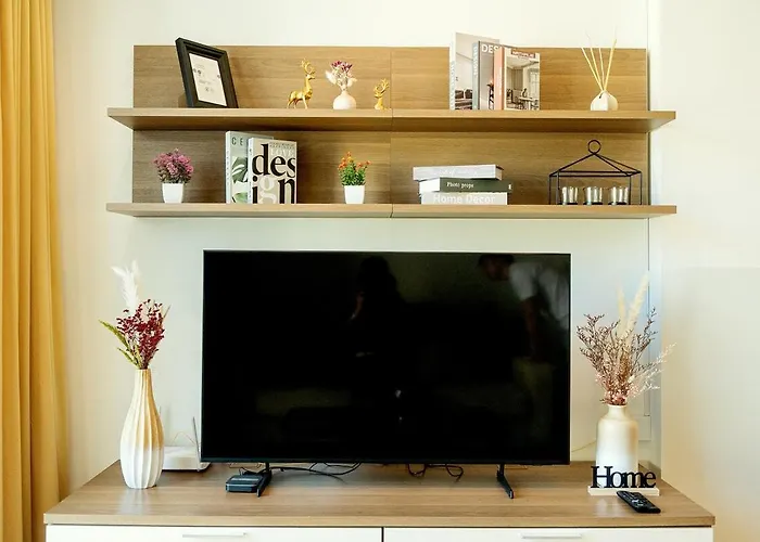 Spacious 2br - 5 Min Bts Thonglor 公寓 *