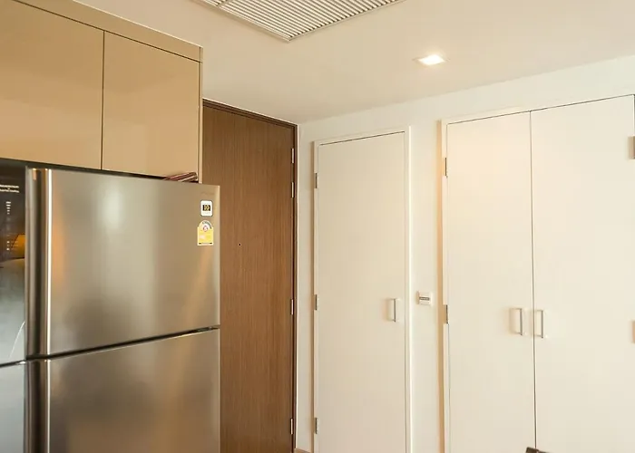 公寓 Spacious 2br - 5 Min Bts Thonglor 曼谷